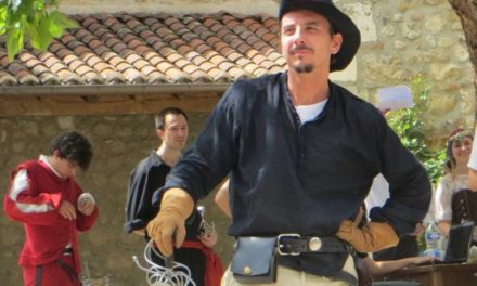 Spectacle de cape et d’épée "Hommage à Jean Marais" à Pérouges