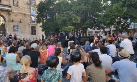 La musique ne sert à rien dans la rue