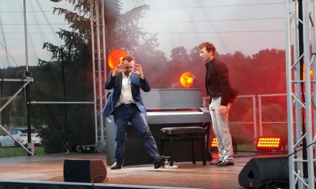 La musique ne sert à rien à Faverois (90)